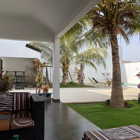 Saly - Villa Kage 6 Chambres -Clim-Wifi-Eau Chaude-Billard-Babyfoot-Ping Pong-Canal - Electricite Non Comprise Exteriér fotografie